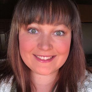 Meet your Posher, Mary-elizabeth